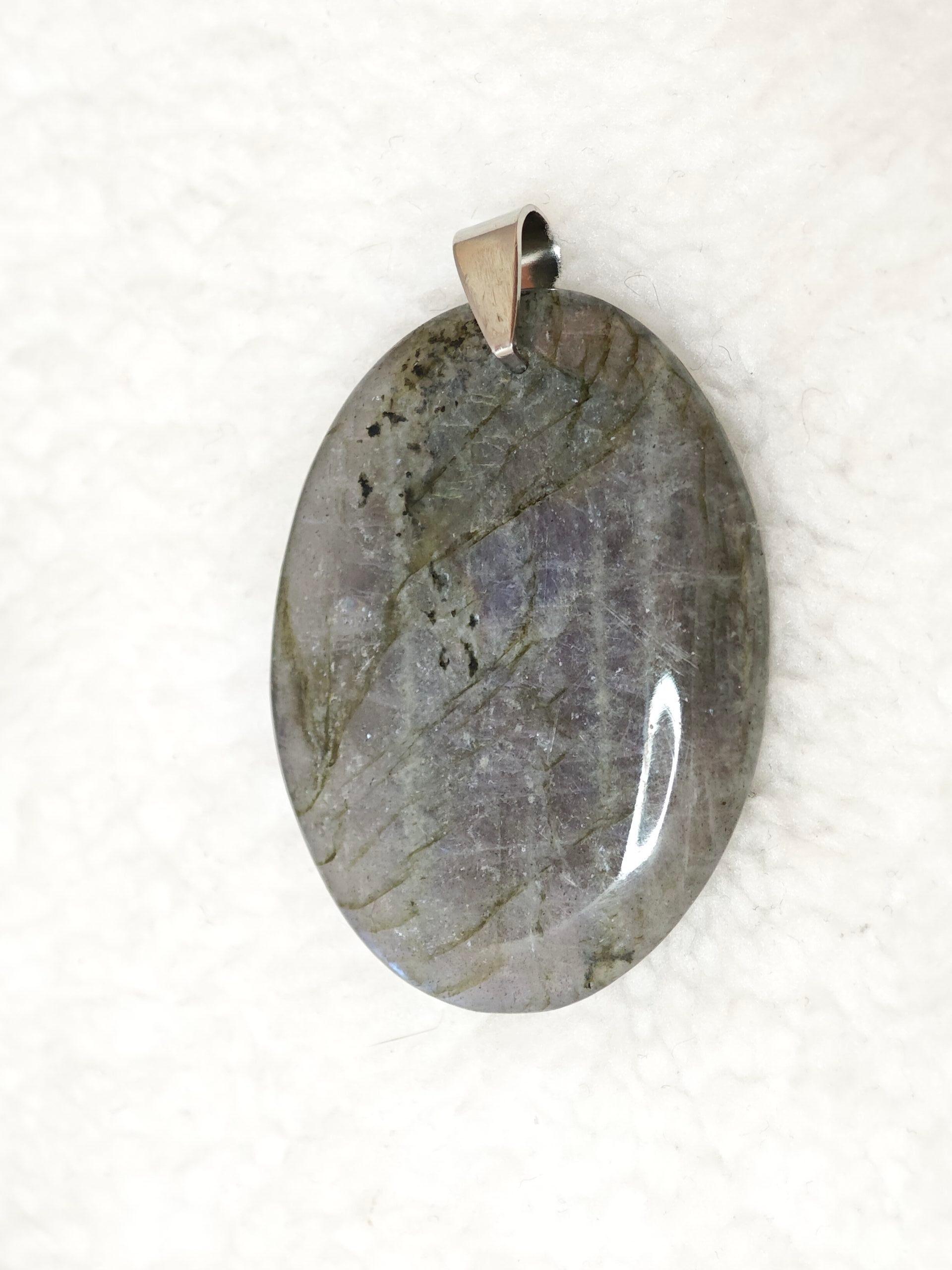 Pendentif Labradorite Violette - AA - Ovale - Oracles & Lunes