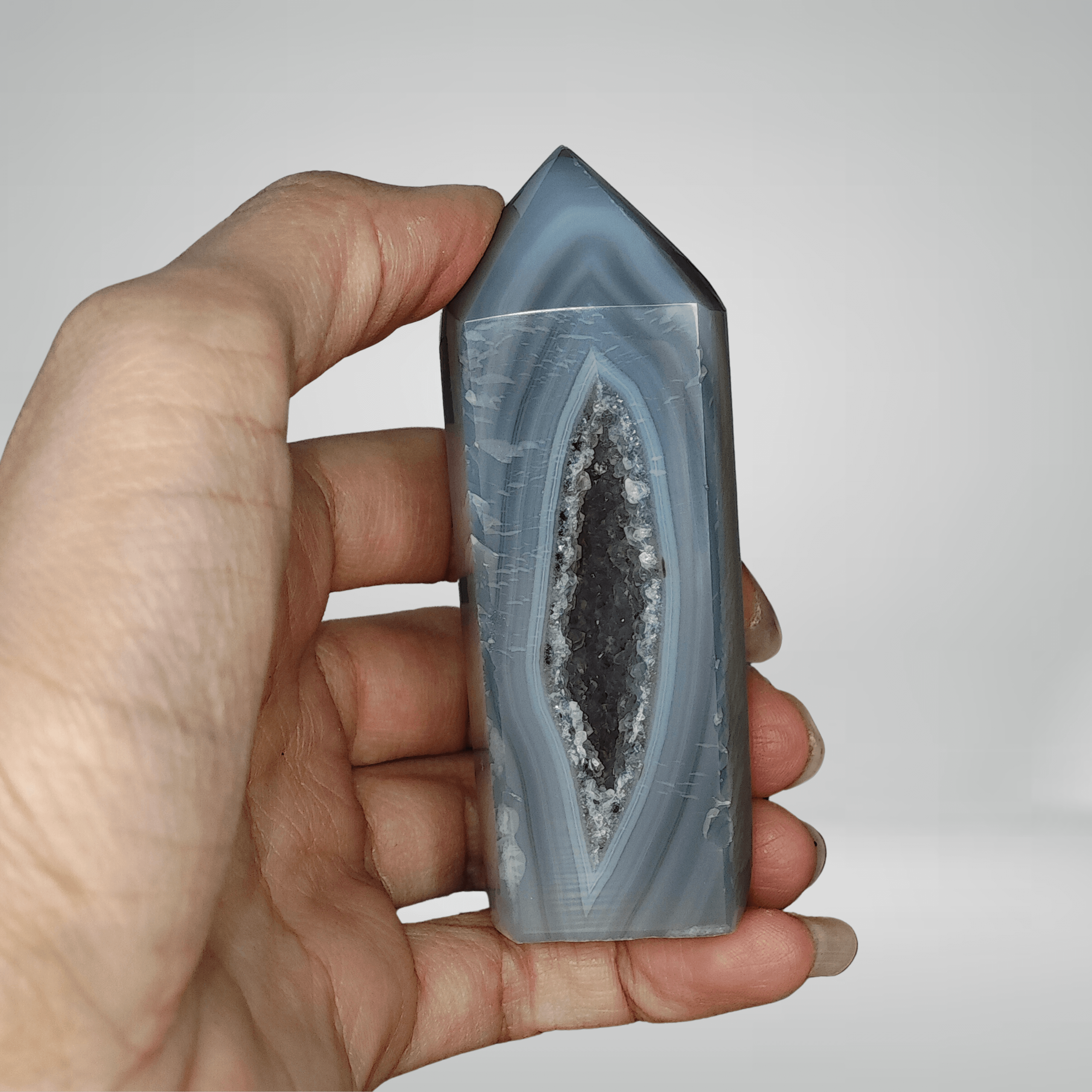 Agate avec cristallisation - Pointes - Oracles & Lunes