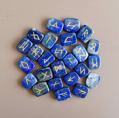 Ensemble de runes Futhrak en lapis-lazuli - Oracles &amp; Lunes