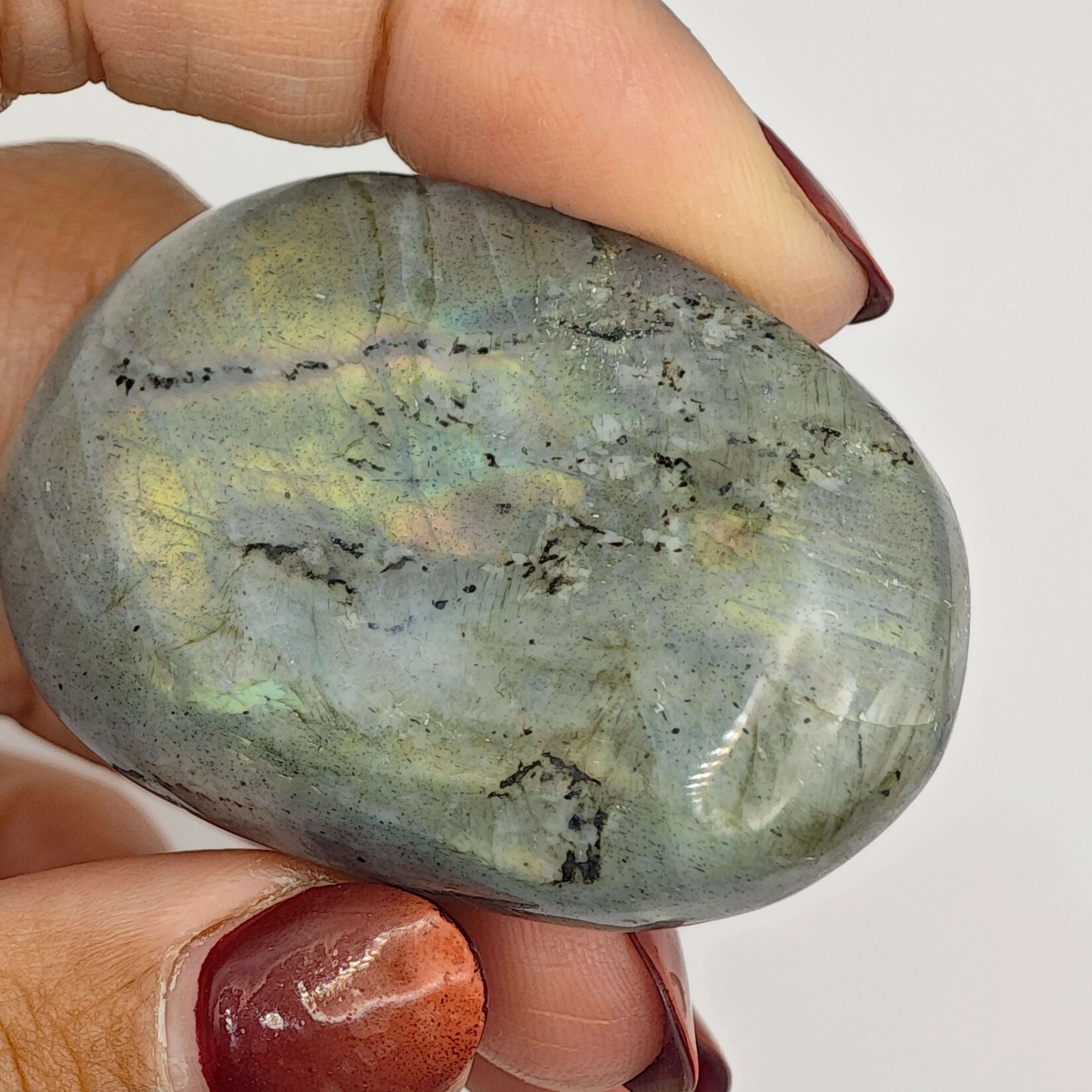 Labradorite Violette - AA - Galet - Oracles &amp; Lunes
