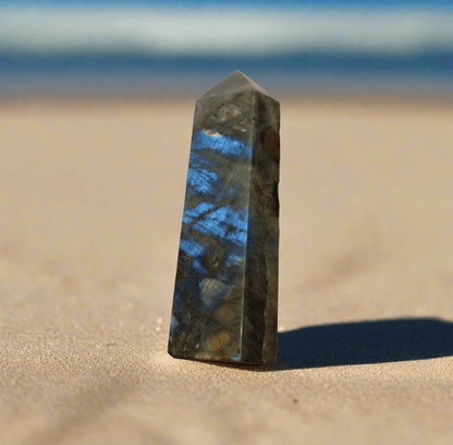 Labradorite Bleue - Pointe EXTRA - 165 g - Oracles &amp; Lunes