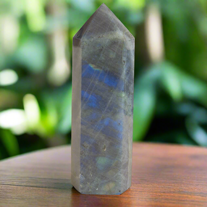 Labradorite Bleue - Pointe EXTRA - 165 g - Oracles &amp; Lunes