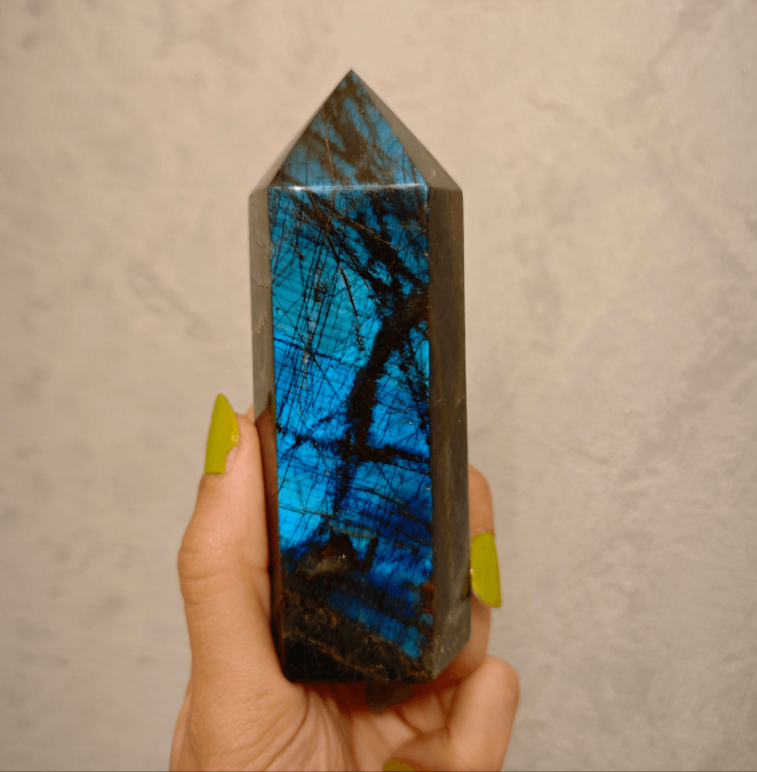 Labradorite Bleue - Pointe EXTRA - 331 g - Oracles &amp; Lunes