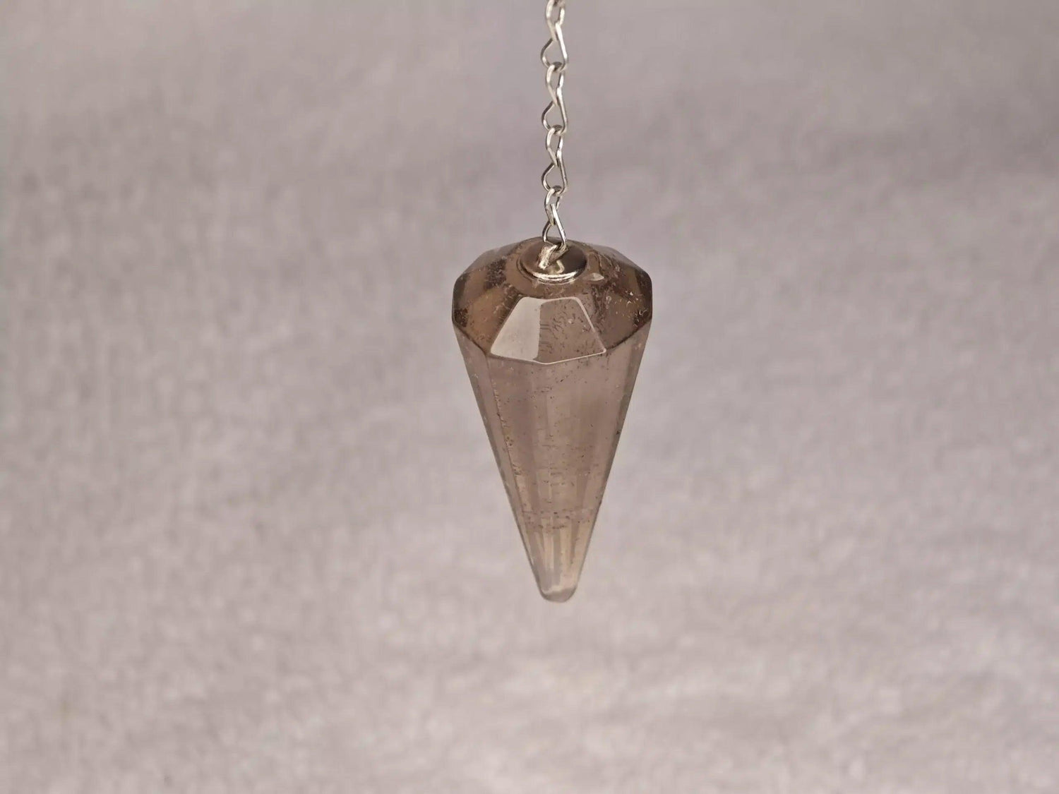 Pendule Quartz fumé - Cône - Oracles &amp; Lunes