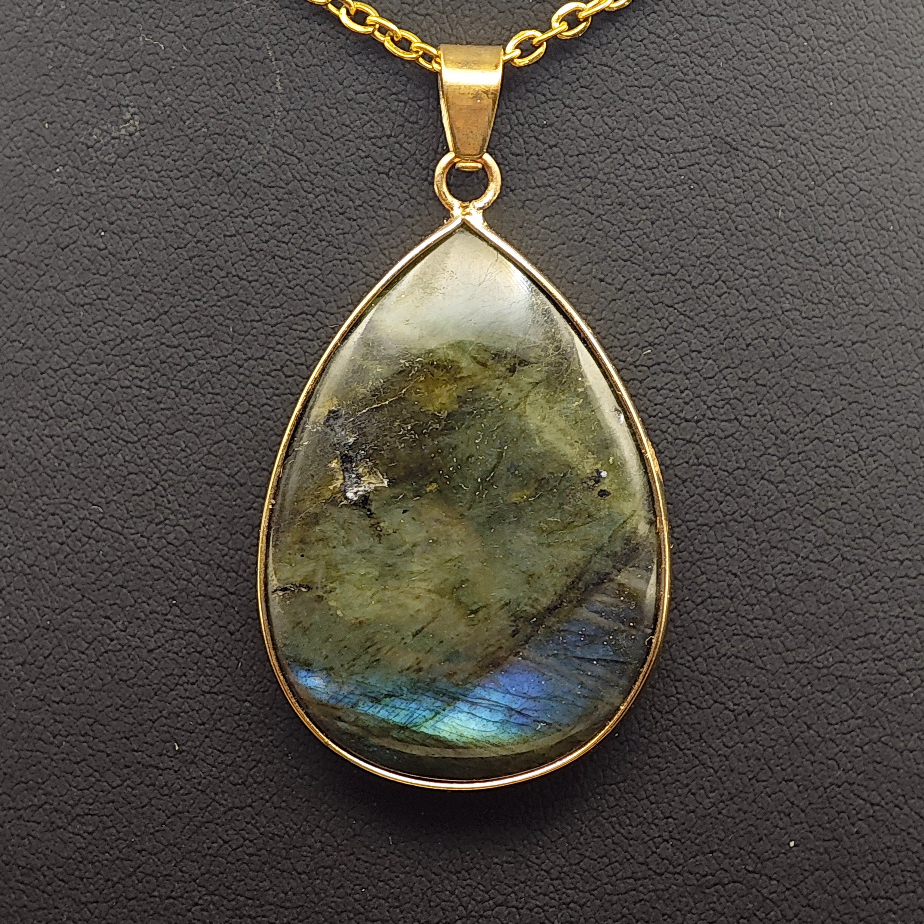 Labradorite EXTRA Goutte Sertie - Plaqué Or - Oracles &amp; Lunes