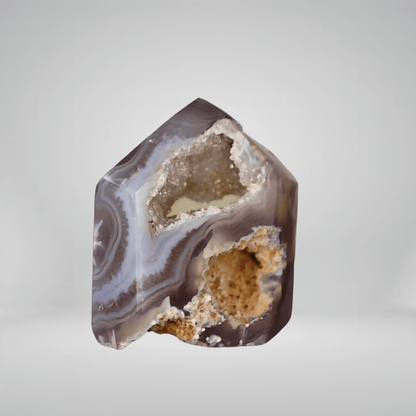 Agate avec cristallisation - Pointes - Oracles &amp; Lunes