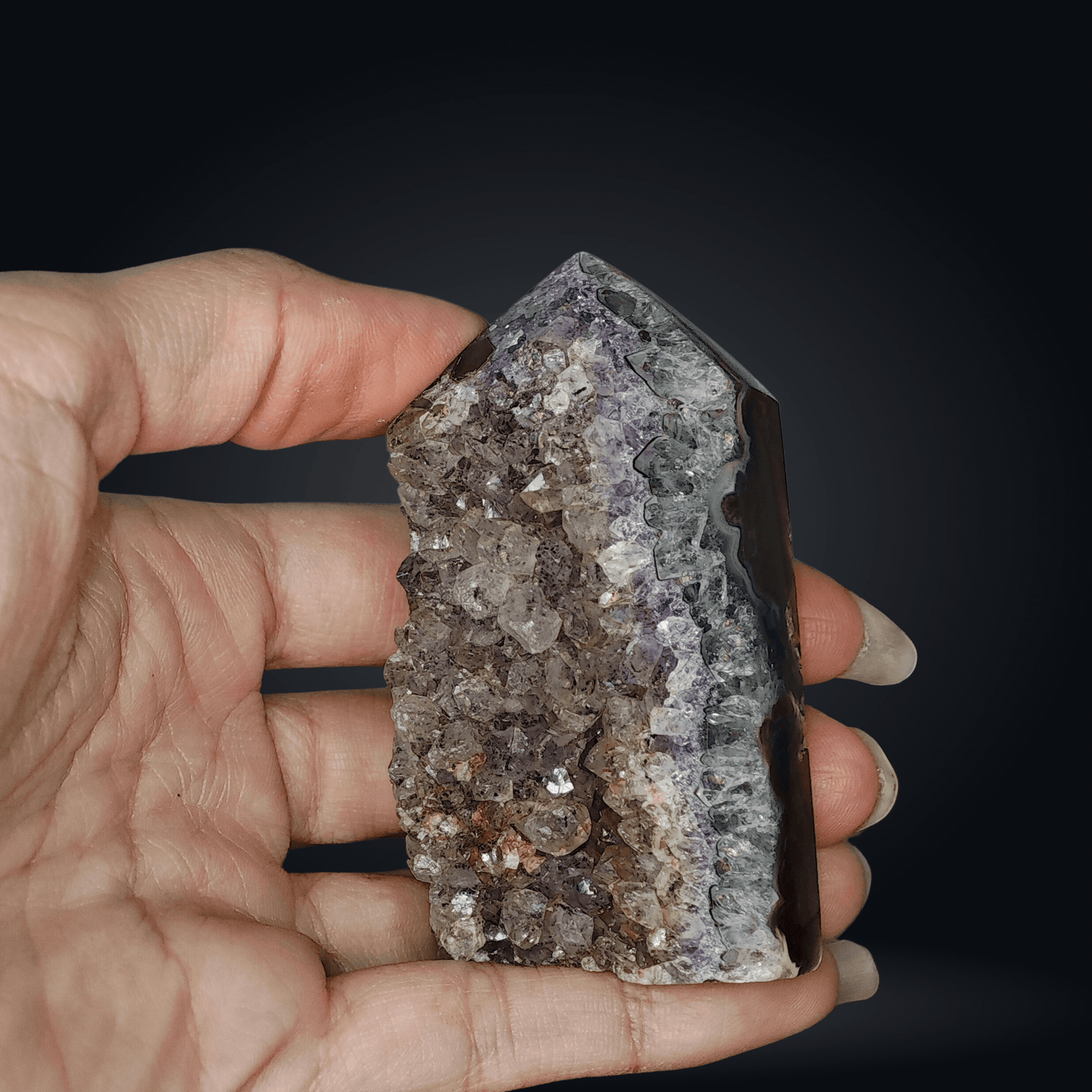 Agate avec cristallisation - Pointes - Oracles &amp; Lunes